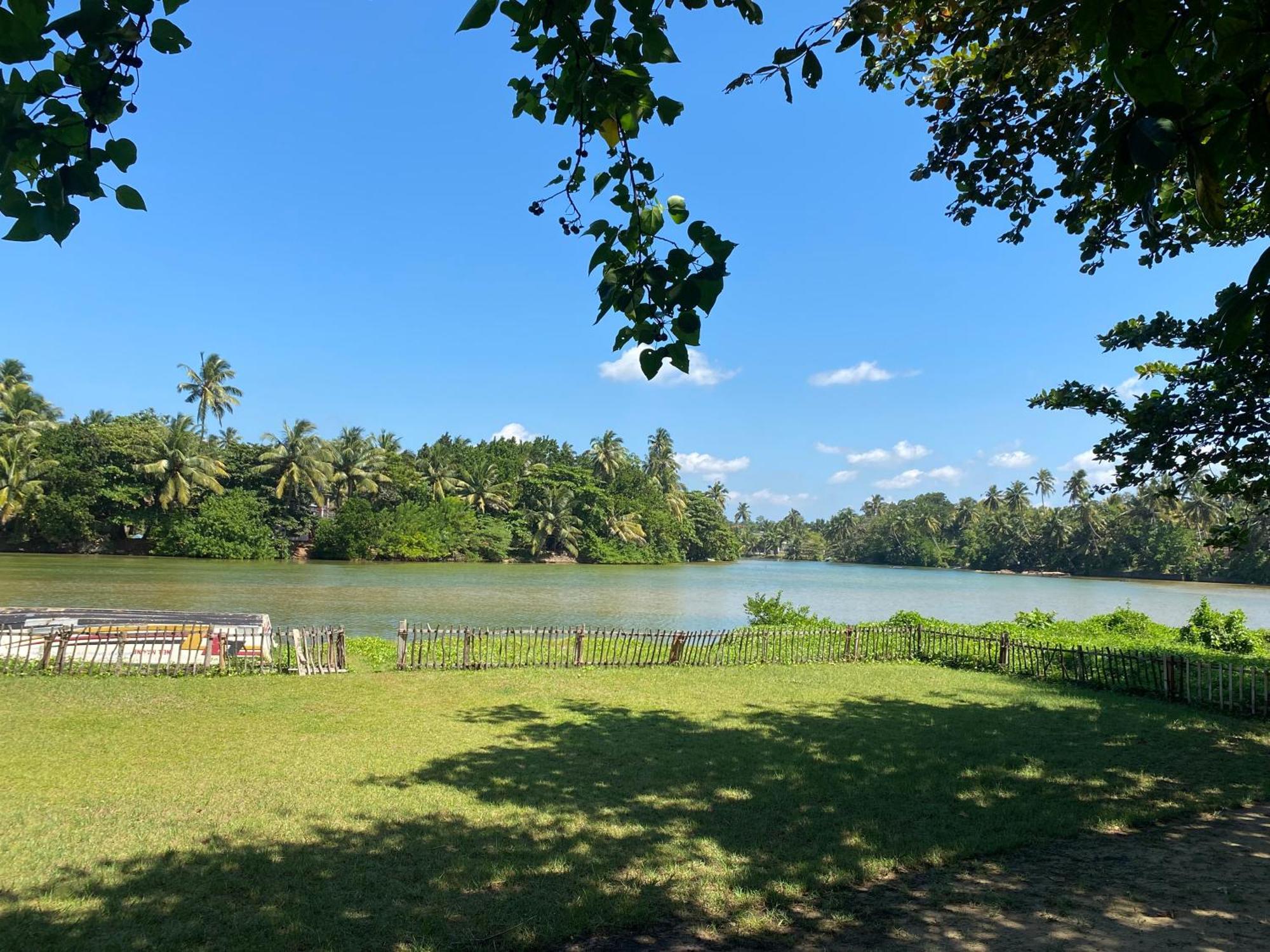 Lake House Hikka Hikkaduwa Exterior foto